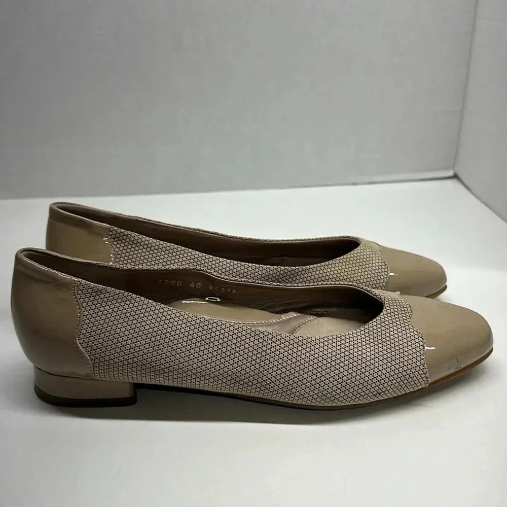 BeautiFeel Karen Shoes Houndstooth Cap Toe Patent Leather Slip On Tan Size 40 9